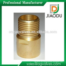 Alto qulity y precio bajo fabricación de Zhejiang forjado color de latón original macho roscado npt latón pezón accesorios de tubo